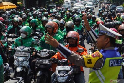 Driver ojol tuntut tarif