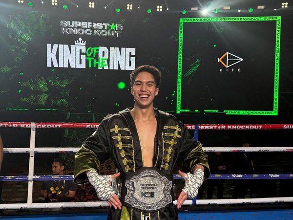 El Rumi menang TKO Jefri Nichol hanya dalam 38 detik di ronde pertama pertandingan tinju