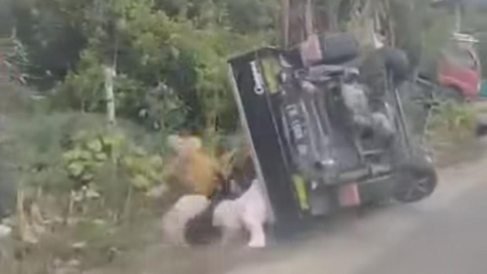 Sopir tambah gas mendadak