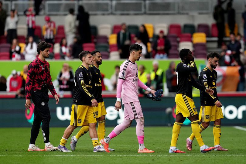 Brentford hajar Manchester United