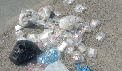 Limbah medis Bua berserakan di Pasar Tradisional Bua, Kabupaten Luwu