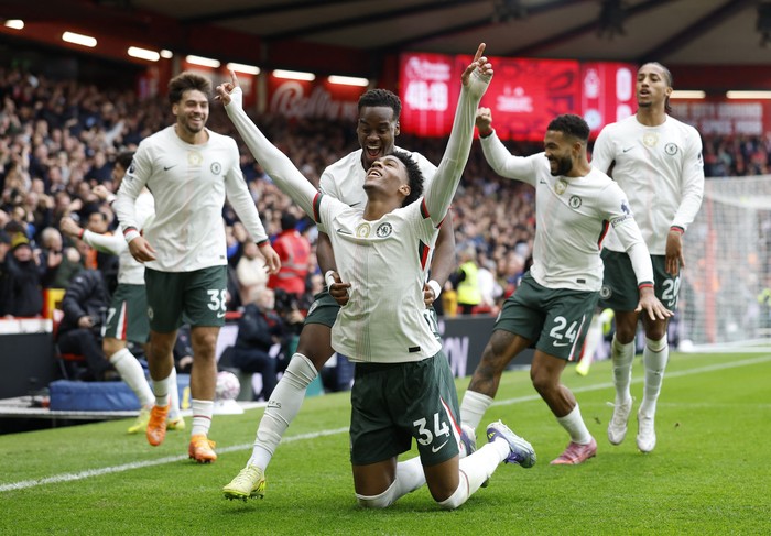 helsea tundukkan Nottingham Forest