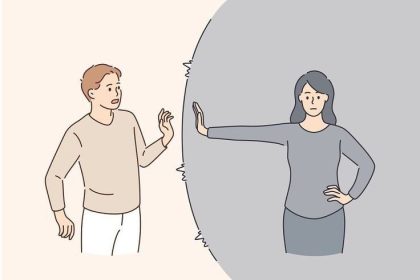 Ilustrasi seseorang menjaga jarak dan menghindari kedekatan dalam hubungan, menggambarkan avoidant style.